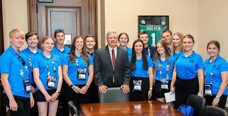 nd youth tour students
